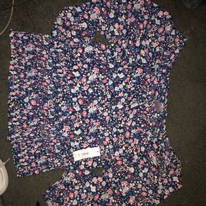 Floral button up size XL